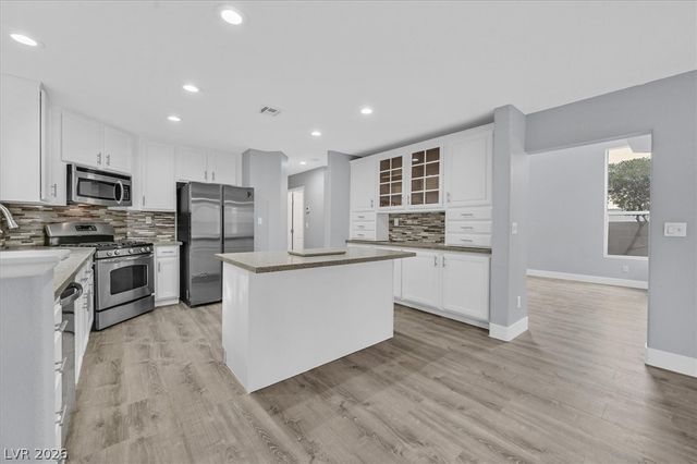 8946 Libertyvale Drive, Las Vegas, NV 89123