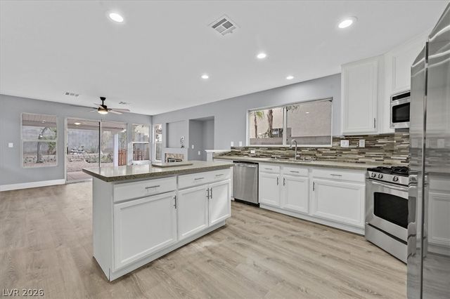 8946 Libertyvale Drive, Las Vegas, NV 89123