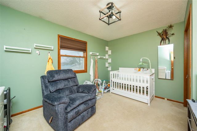 1225 Roland Avenue, Chariton, IA 50049
