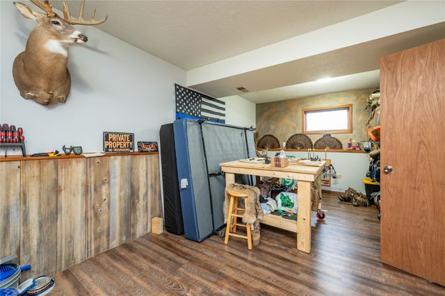 1225 Roland Avenue, Chariton, IA 50049