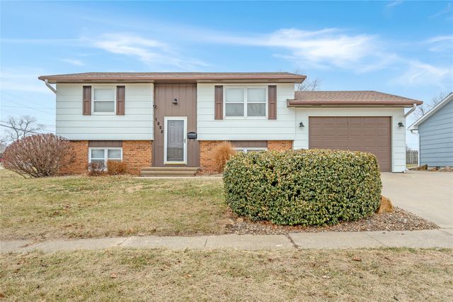 1225 Roland Avenue, Chariton, IA 50049