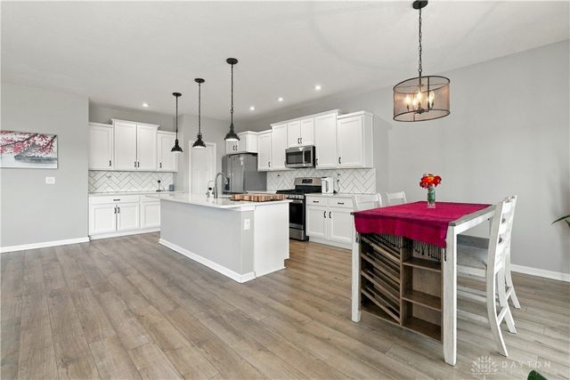 1830 Kingsbarn Court, Miamisburg, OH 45342