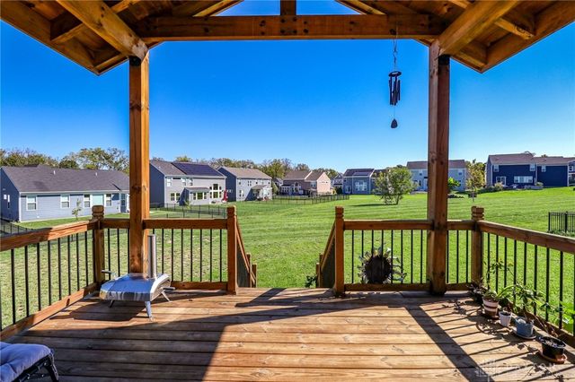 1830 Kingsbarn Court, Miamisburg, OH 45342