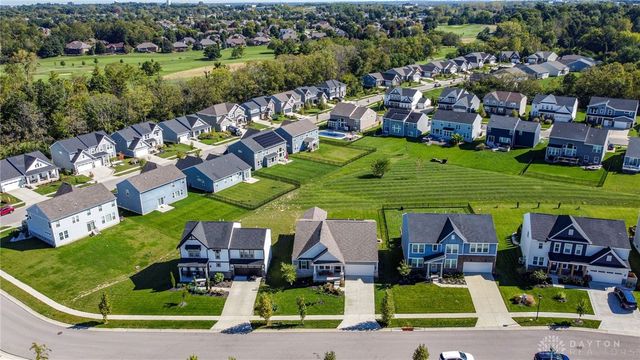 1830 Kingsbarn Court, Miamisburg, OH 45342