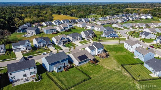1830 Kingsbarn Court, Miamisburg, OH 45342