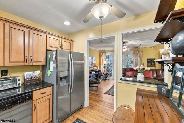 235 Kempsey Dr, North Brunswick Twp., NJ 08902