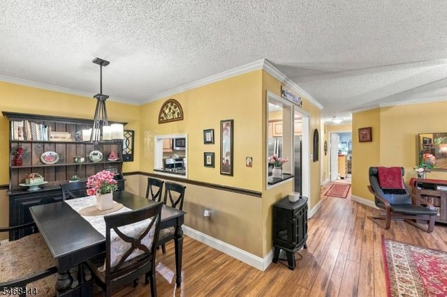 235 Kempsey Dr, North Brunswick Twp., NJ 08902