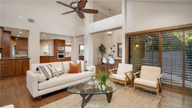 57 Pinewood, Irvine, CA 92604