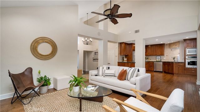 57 Pinewood, Irvine, CA 92604