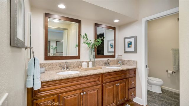 57 Pinewood, Irvine, CA 92604