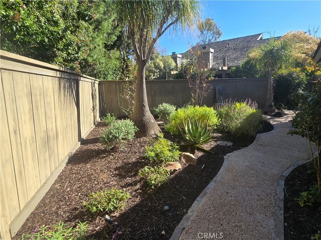 57 Pinewood, Irvine, CA 92604