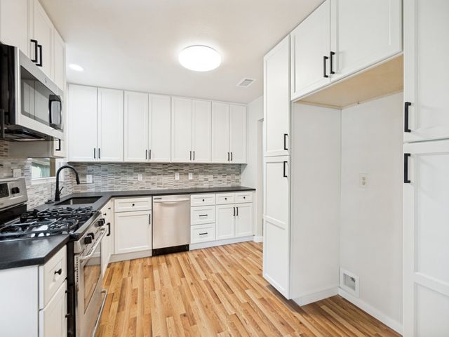 11817 Fernald Avenue, Dallas, TX 75218