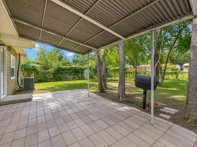 11817 Fernald Avenue, Dallas, TX 75218