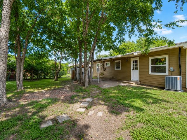 11817 Fernald Avenue, Dallas, TX 75218