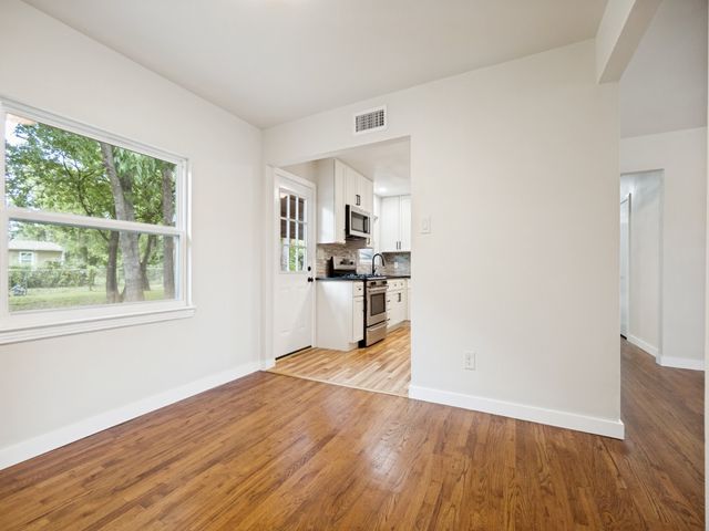 11817 Fernald Avenue, Dallas, TX 75218