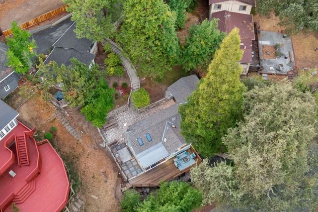 1019 Los Trancos Road, Portola Valley, CA 94028