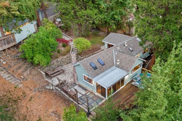 1019 Los Trancos Road, Portola Valley, CA 94028