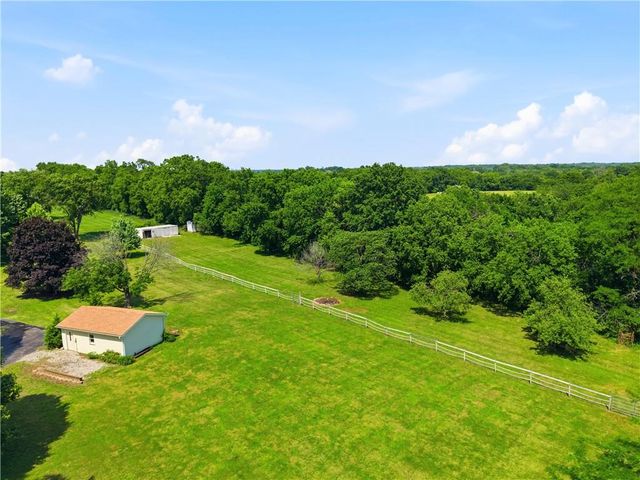12306 E Brookfield Drive, Peculiar, MO 64078