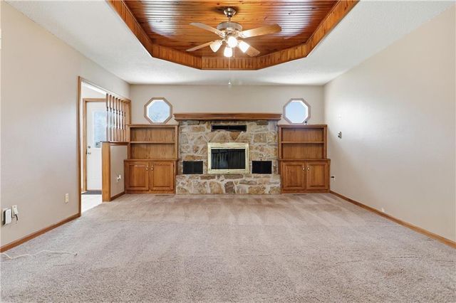 12306 E Brookfield Drive, Peculiar, MO 64078