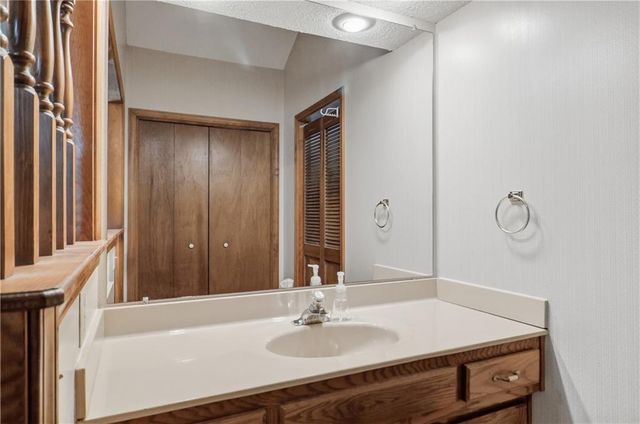 12306 E Brookfield Drive, Peculiar, MO 64078