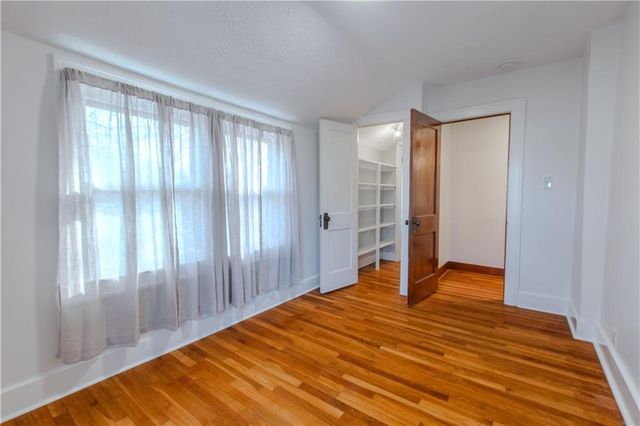 904 Pinkston Avenue, Grandview, MO 64030