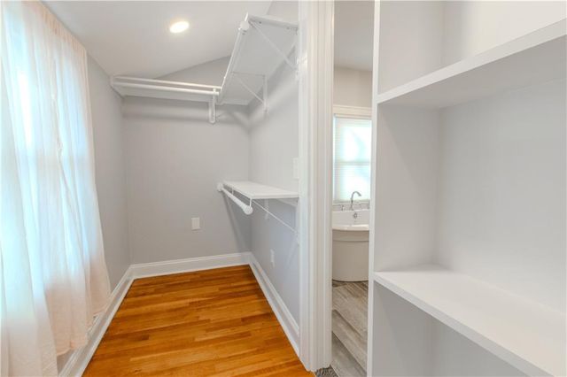 904 Pinkston Avenue, Grandview, MO 64030