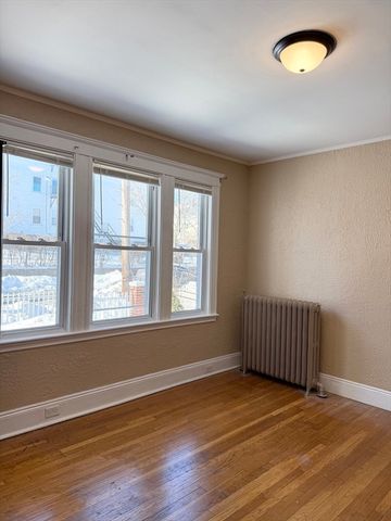 123 Glendower Rd 1, Boston, MA 02131