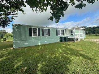 1105 N Rockdale ST, Lexington, TX 78947