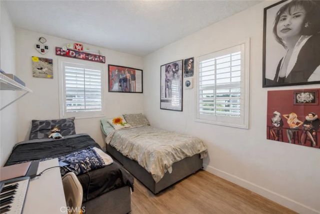 13360 Kelowna, Arleta, CA 91331