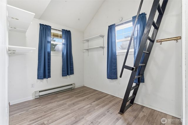 403 Queen Avenue, Pe Ell, WA 98572