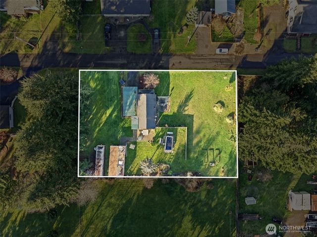 403 Queen Avenue, Pe Ell, WA 98572