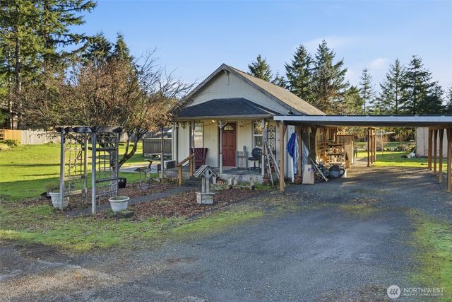 403 Queen Avenue, Pe Ell, WA 98572