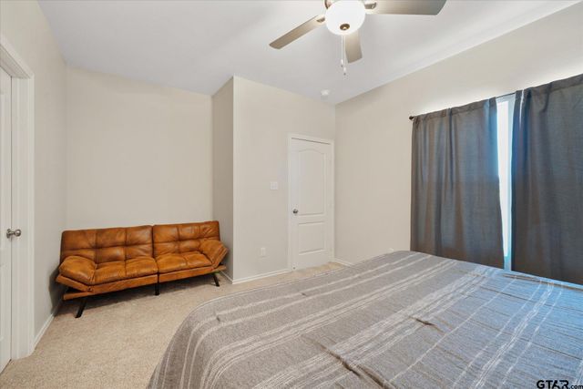 973 Martin St, Chandler, TX 75758