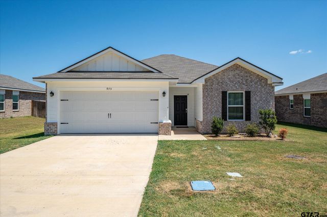 973 Martin St, Chandler, TX 75758