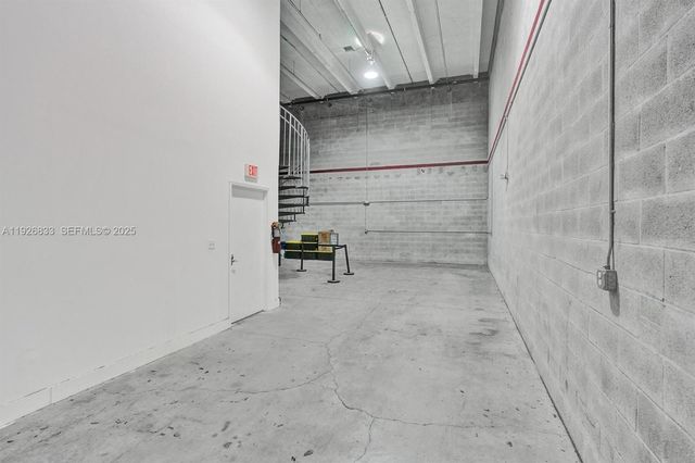 2365 NW 70th Ave C24, Miami, FL 33122