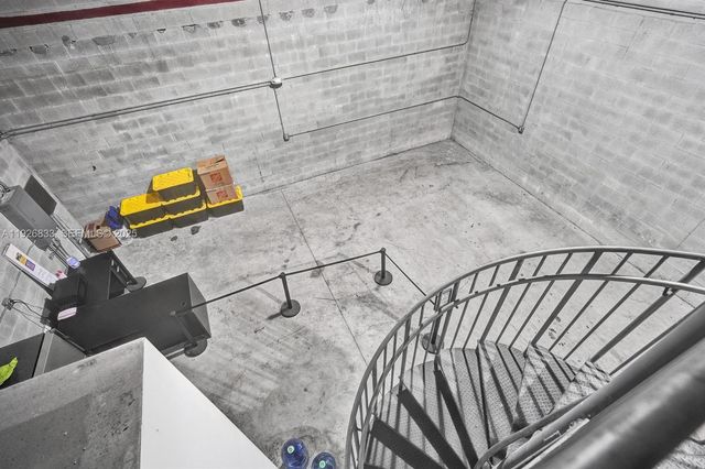 2365 NW 70th Ave C24, Miami, FL 33122