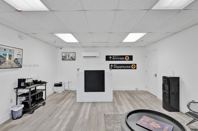 2365 NW 70th Ave C24, Miami, FL 33122