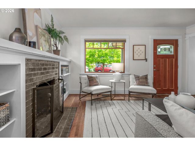 3035 Ne 47TH Ave, Portland, OR 97213