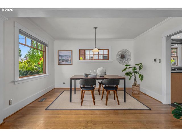 3035 Ne 47TH Ave, Portland, OR 97213
