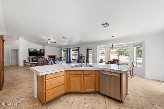 9934 E TWIN SPURS Lane, Florence, AZ 85132