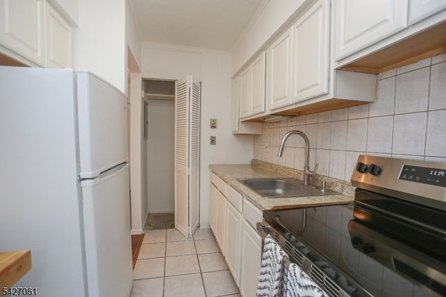 2350 Route 10 29, Morris Plains Boro, NJ 07950