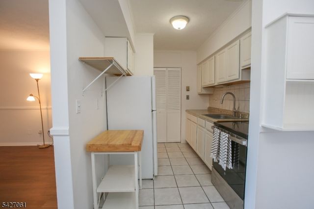 2350 Route 10 29, Morris Plains Boro, NJ 07950