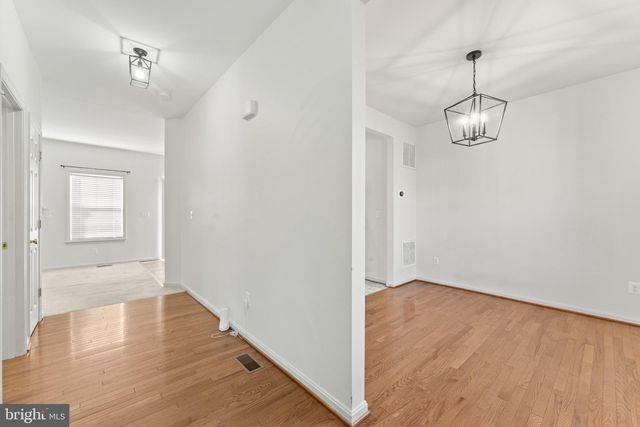 18350 CONGRESSIONAL CIR, Ruther Glen, VA 22546