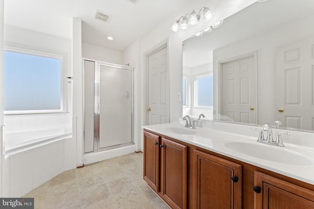 18350 CONGRESSIONAL CIR, Ruther Glen, VA 22546