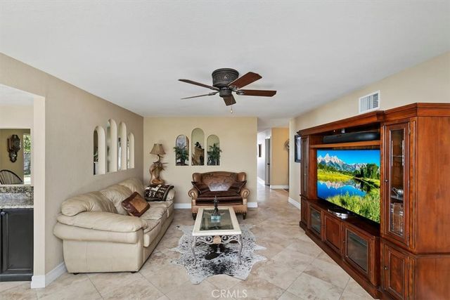 2386 Hialeah Circle, Norco, CA 92860