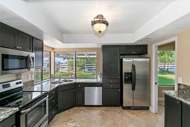 2386 Hialeah Circle, Norco, CA 92860