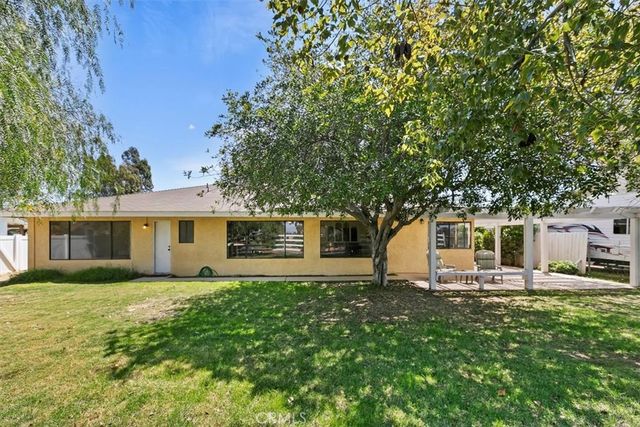 2386 Hialeah Circle, Norco, CA 92860