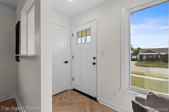 15110 Drake Street, Southgate, MI 48195
