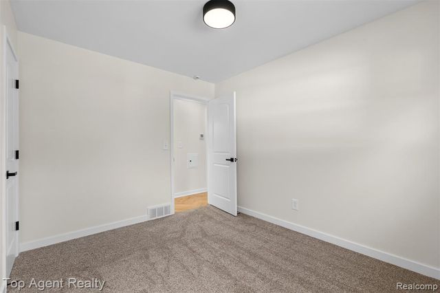 15110 Drake Street, Southgate, MI 48195