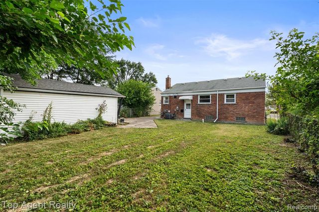 15110 Drake Street, Southgate, MI 48195
